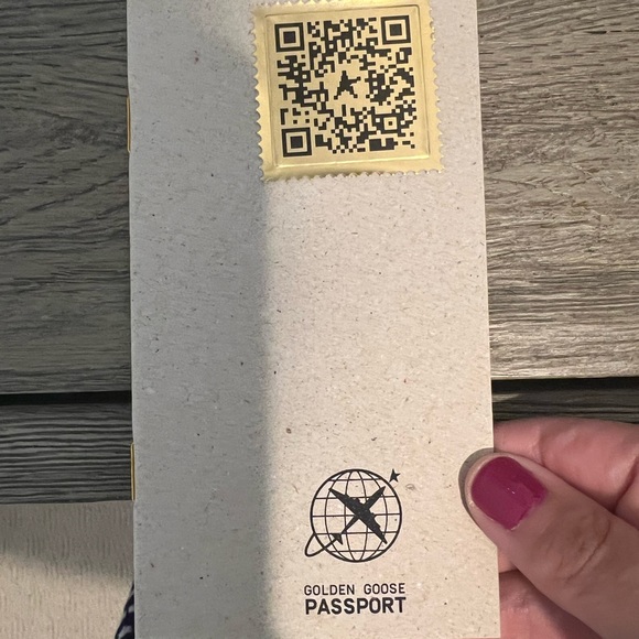 Golden goose sneakers with box and papers! - Picture 6 of 9